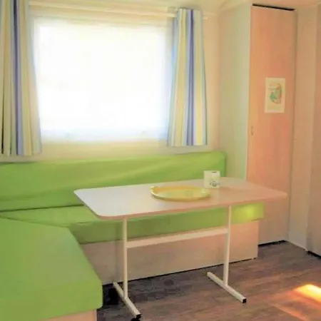 Kemp Mobil-home Avec Terrasse A Lezignan-corbieres, 6 Personnes - Api-1-52-736 Lézignan-Corbières