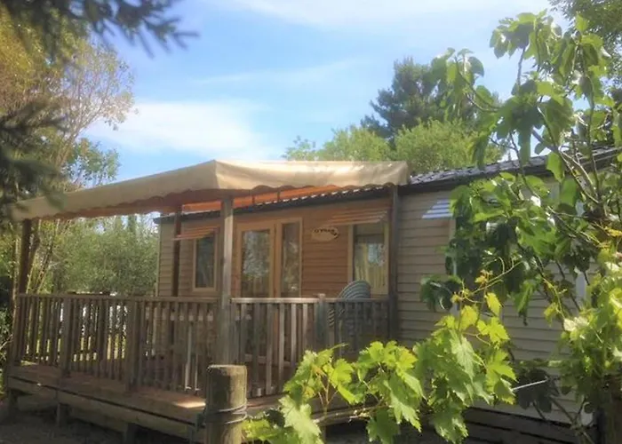 Mobil-home Avec Terrasse A Lezignan-corbieres, 6 Personnes - Api-1-52-736 * Lézignan-Corbières